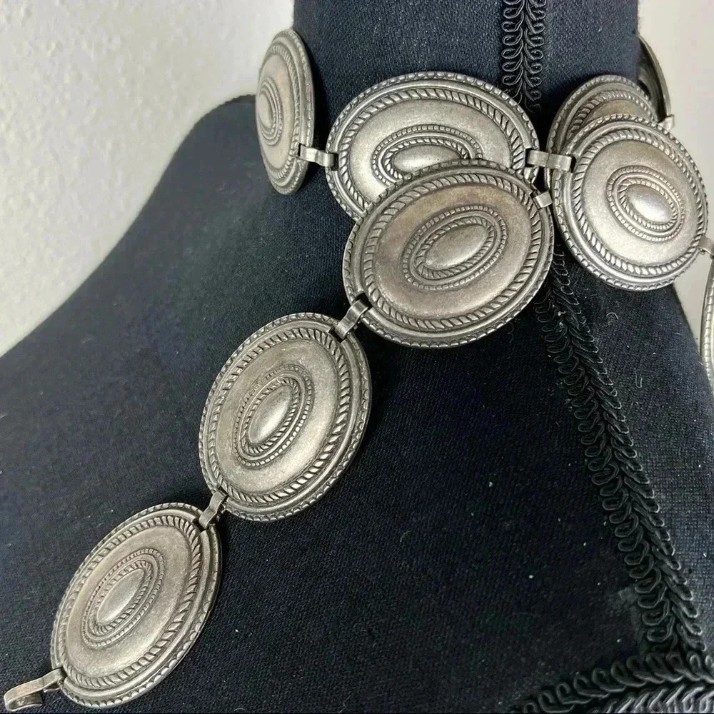 Escada Women’s Concho Chain Link Vintage Designer Made in Spain Belt Stamped E - Picture 8 of 14